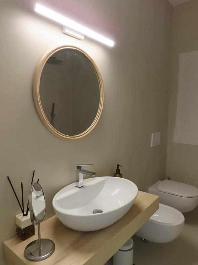 Waterfront Balcony I Grani 1 Resort Style Suite 리보르노 외부 사진