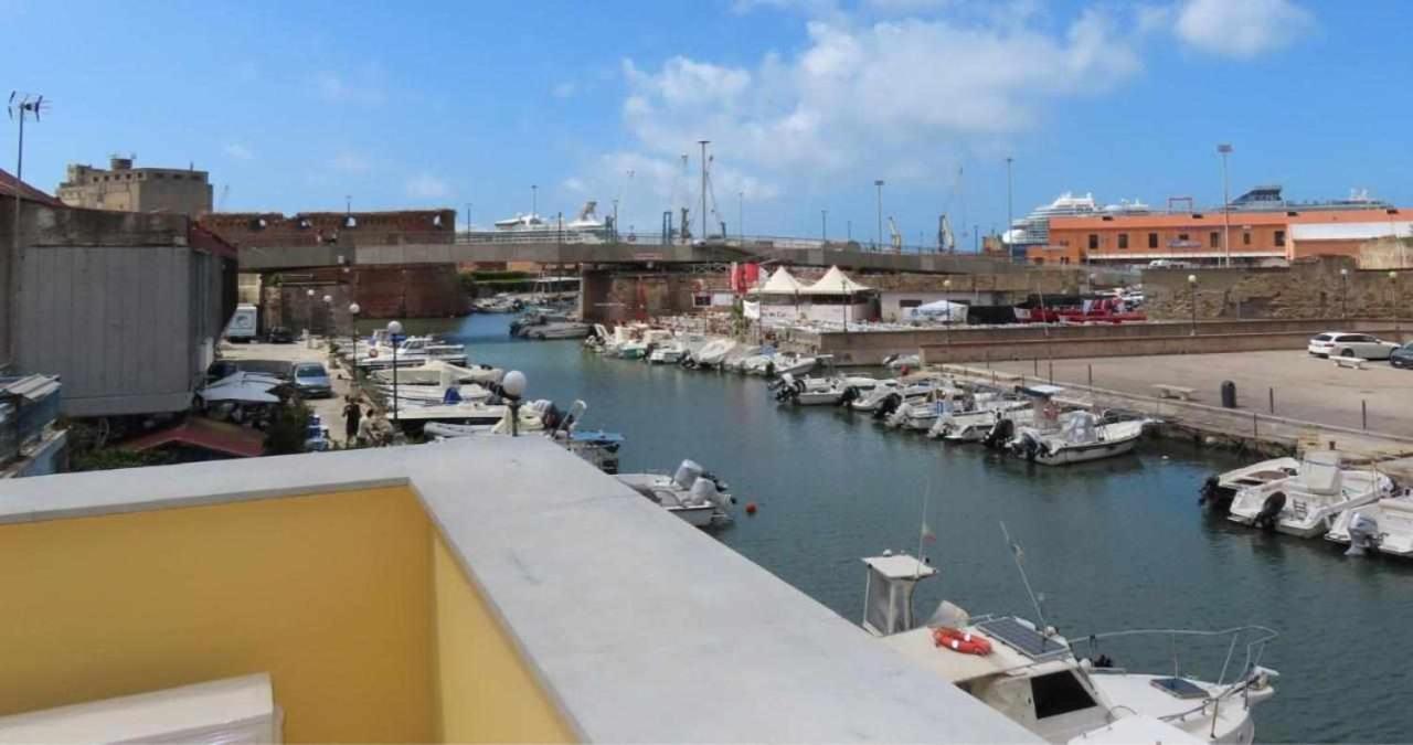 Waterfront Balcony I Grani 1 Resort Style Suite 리보르노 외부 사진