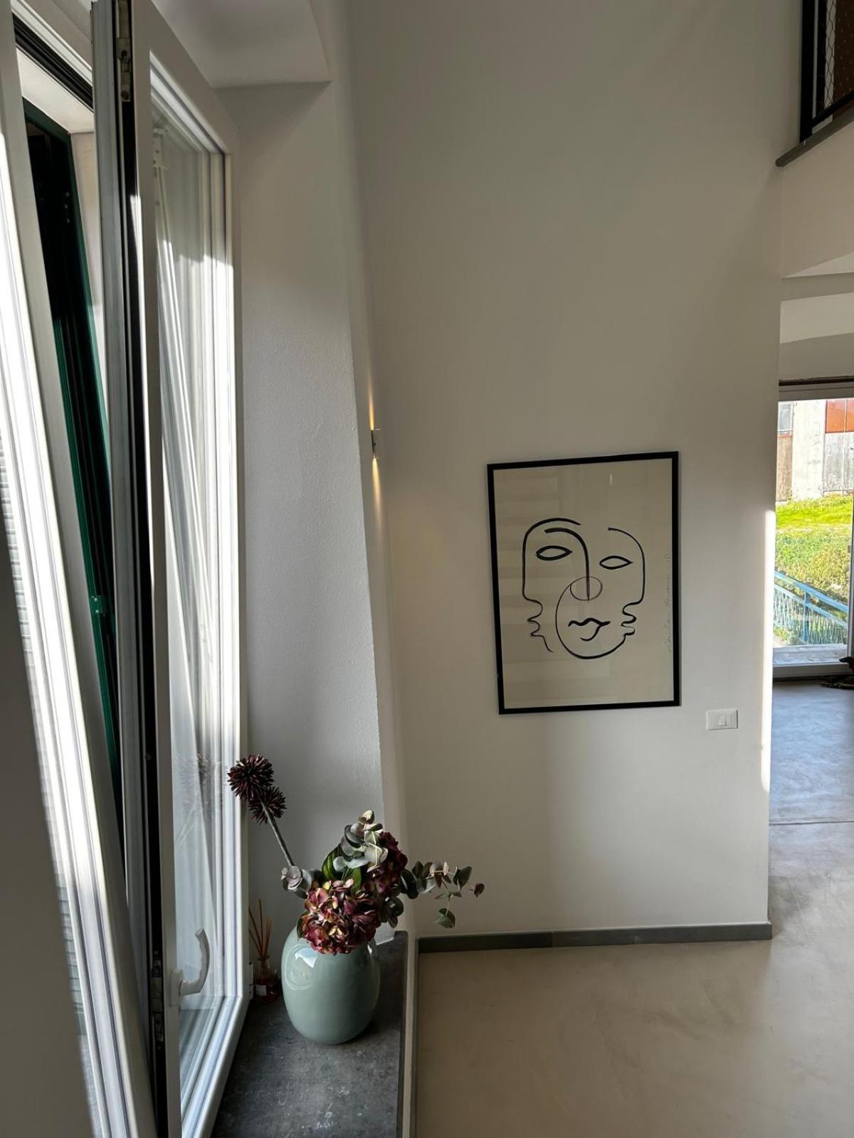 Waterfront Balcony I Grani 1 Resort Style Suite 리보르노 외부 사진